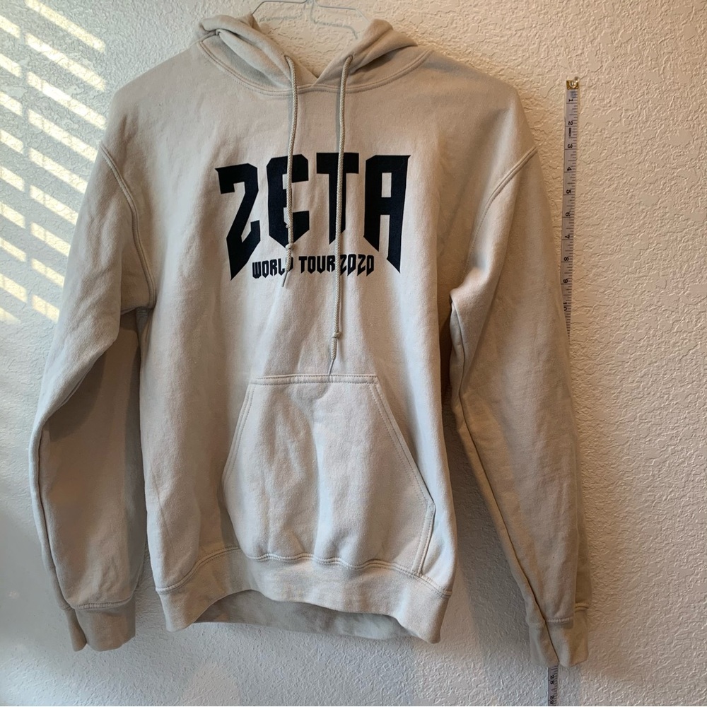 ZETA TAU ALPHA beige hoodie S/M